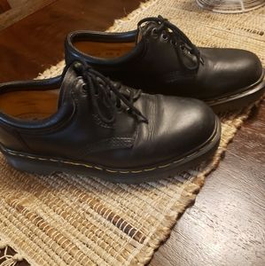 Dr Martens Oxford shoes